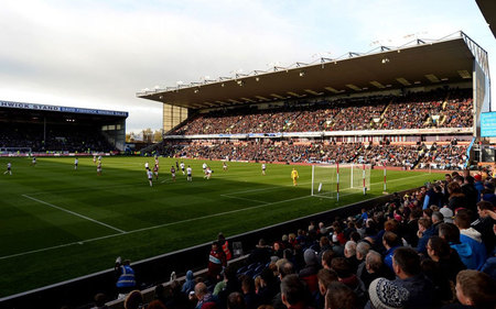 展现了一个 展现了一个